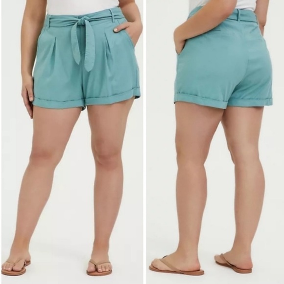Torrid Linen Blend Boho Pull-On 3.5 Inch High-Rise Tie-Front Short Size 18 - Picture 1 of 16